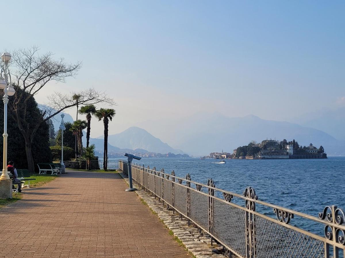 La Rosa Del Lago Stresa Bagian luar foto
